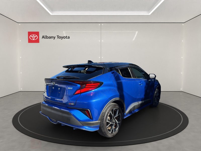 2019 Toyota C-HR 1.8 5 Door Hybrid Hatch image 3