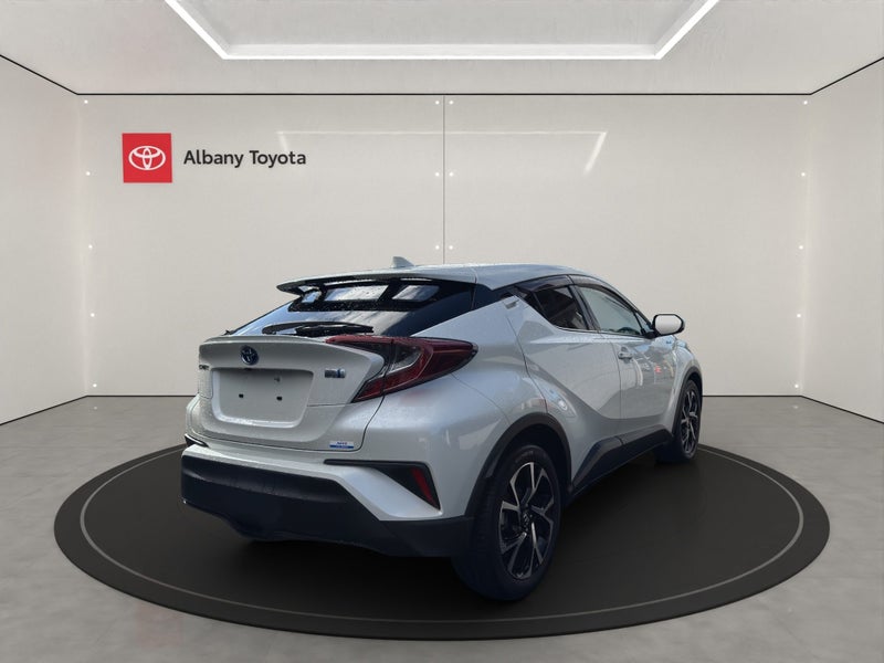 2019 Toyota C-HR 1.8 5 Door Hybrid Hatch image 3
