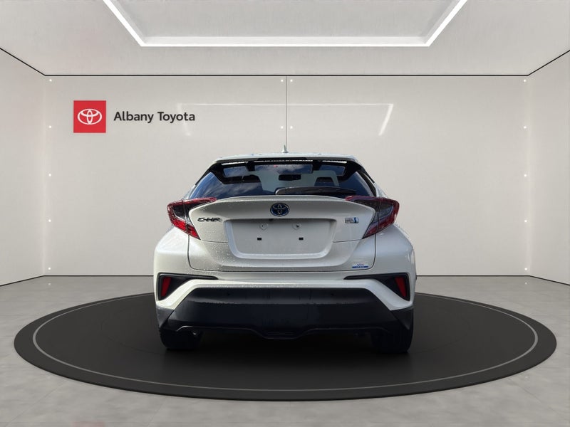 2019 Toyota C-HR 1.8 5 Door Hybrid Hatch image 5