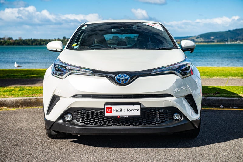 2019 Toyota C-HR 1.8 Hybrid image 2