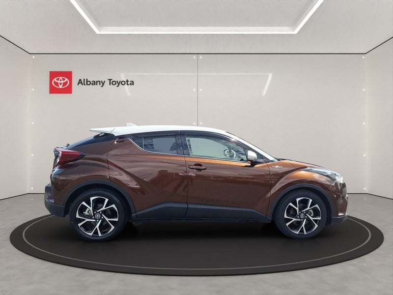 2019 Toyota C-HR 1.8 Hybrid G 5 Dr SUV CVT FWD image 2