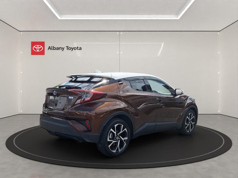 2019 Toyota C-HR 1.8 Hybrid G 5 Dr SUV CVT FWD image 3