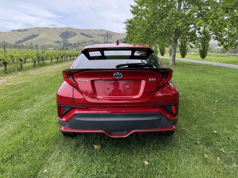 2019 Toyota C-HR 1.8 Hybrid G 5 Dr SUV CVT FWD image 4