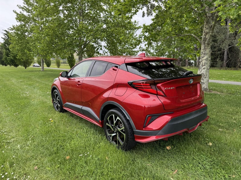 2019 Toyota C-HR 1.8 Hybrid G 5 Dr SUV CVT FWD image 5