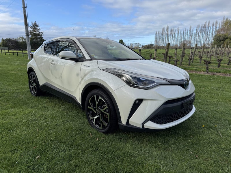 2019 Toyota C-HR 1.8 Hybrid G 5 Dr SUV CVT FWD image 1