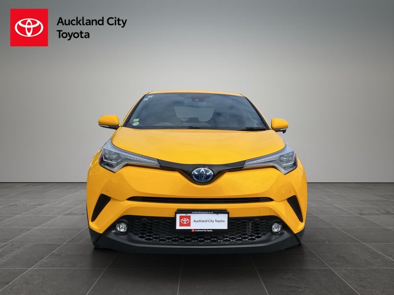 2019 Toyota C-HR 1.8 Hybrid G 5 Dr SUV CVT FWD image 2