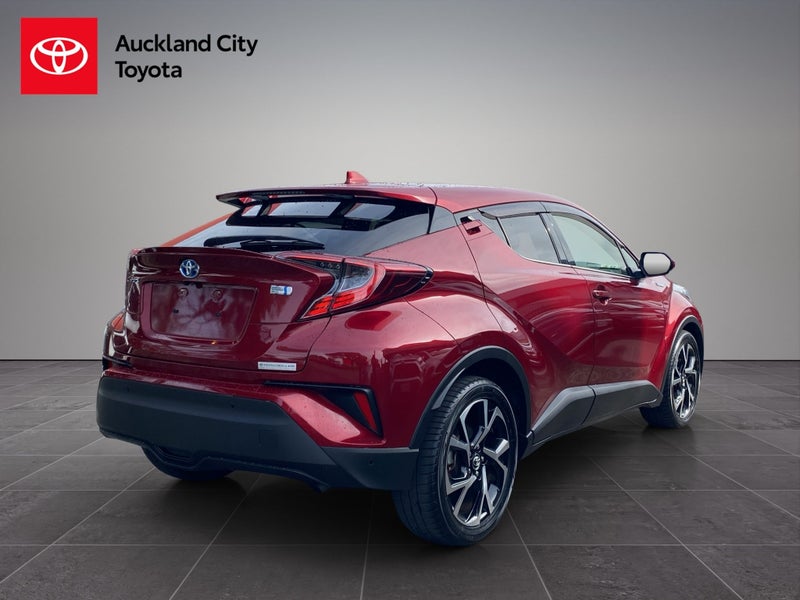 2019 Toyota C-HR 1.8 Hybrid G 5 Dr SUV CVT FWD... image 3