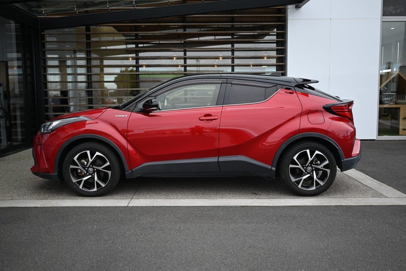 2019 Toyota C-HR 1.8 Hybrid G 5 Dr SUV CVT FWD... image 5