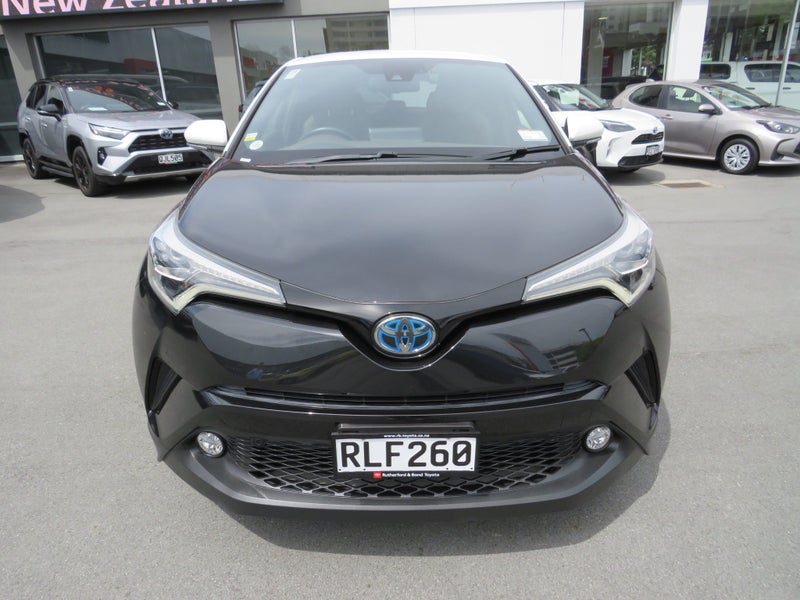 2019 Toyota C-HR 1.8 Hybrid G 5 Dr SUV CVT FWD image 2