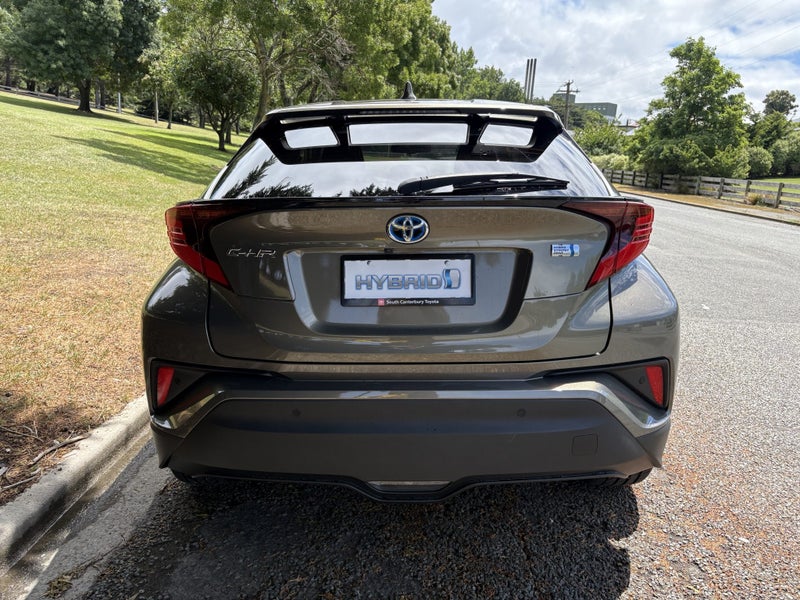 2019 Toyota C-HR 1.8 Hybrid G 5 Dr SUV CVT FWD image 5