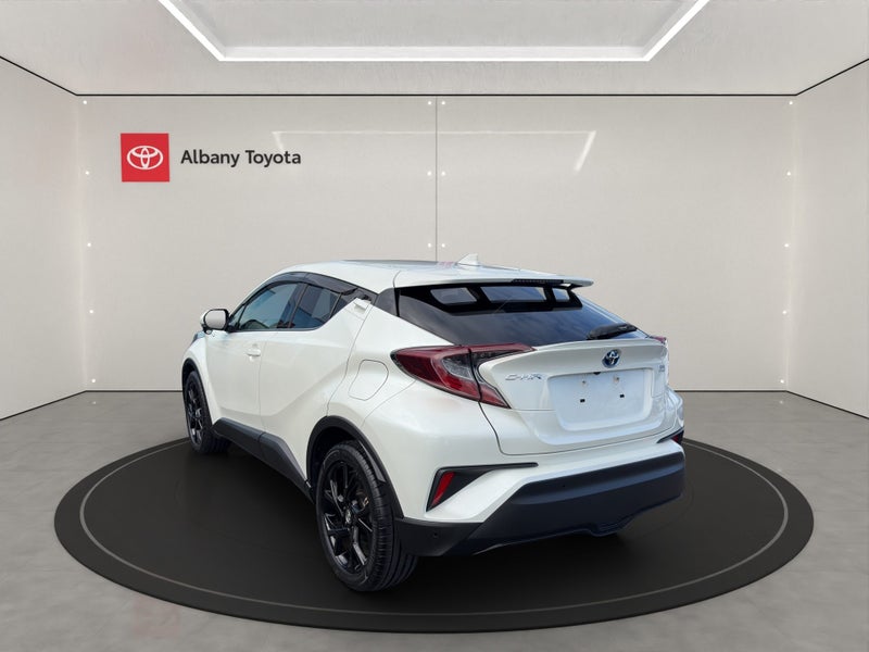 2019 Toyota C-HR 1.8 Hybrid G 5 Dr SUV CVT FWD image 5