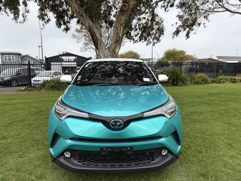 2019 Toyota C-HR 1.8 Hybrid G Automatic FWD SUV... image 2