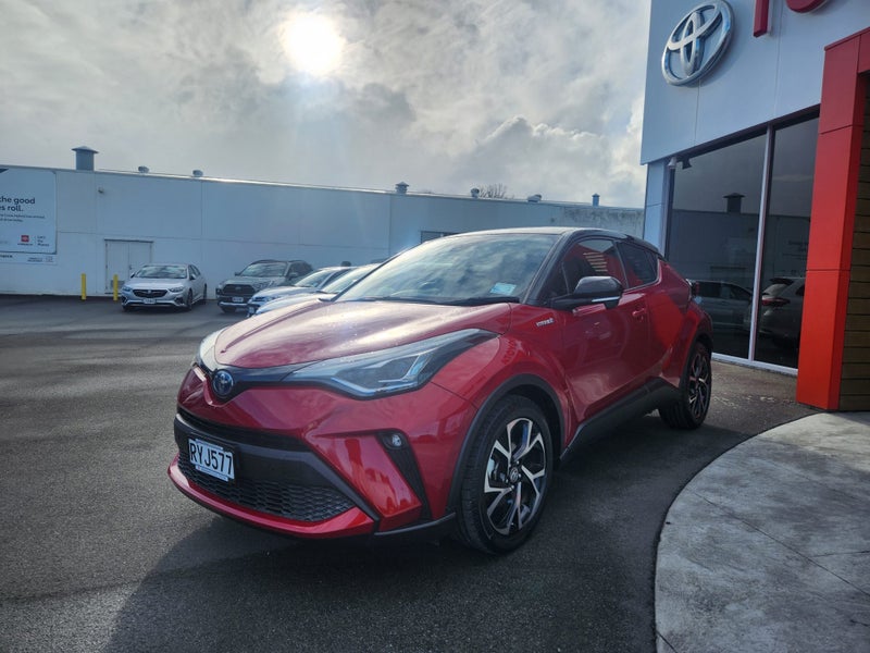 2019 Toyota C-HR 1.8 Hybrid G Automatic SUV - T... image 3