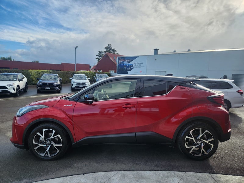 2019 Toyota C-HR 1.8 Hybrid G Automatic SUV - T... image 4