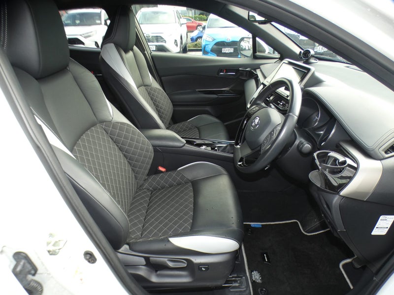 2019 Toyota C-HR 1.8 Hybrid G Mode Nero image 3