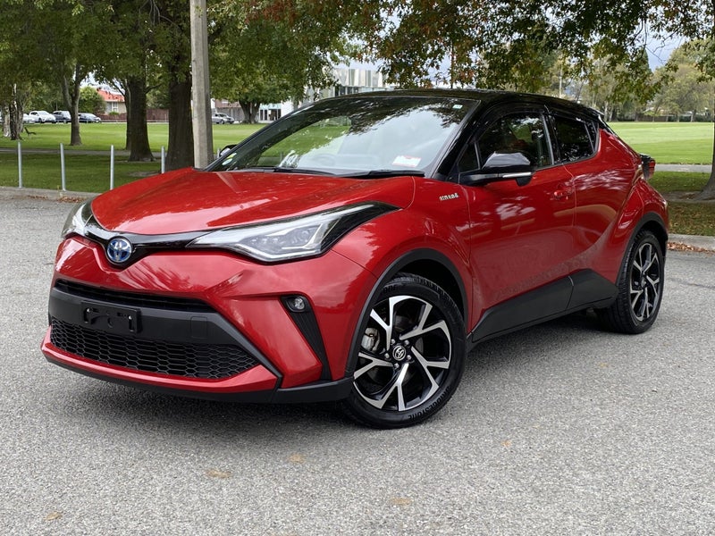 2019 Toyota C-HR 1.8 Hybrid G SUV FWD image 3