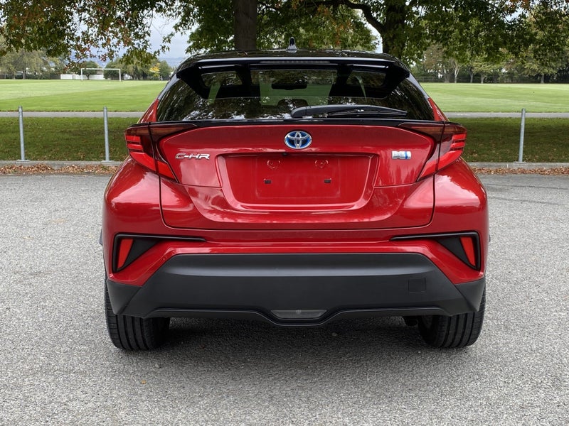2019 Toyota C-HR 1.8 Hybrid G SUV FWD image 4