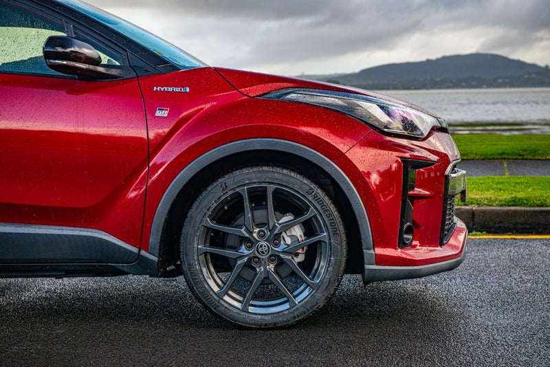 2019 Toyota C-HR 1.8 Hybrid GR Sport image 4