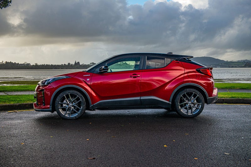2019 Toyota C-HR 1.8 Hybrid GR Sport image 5