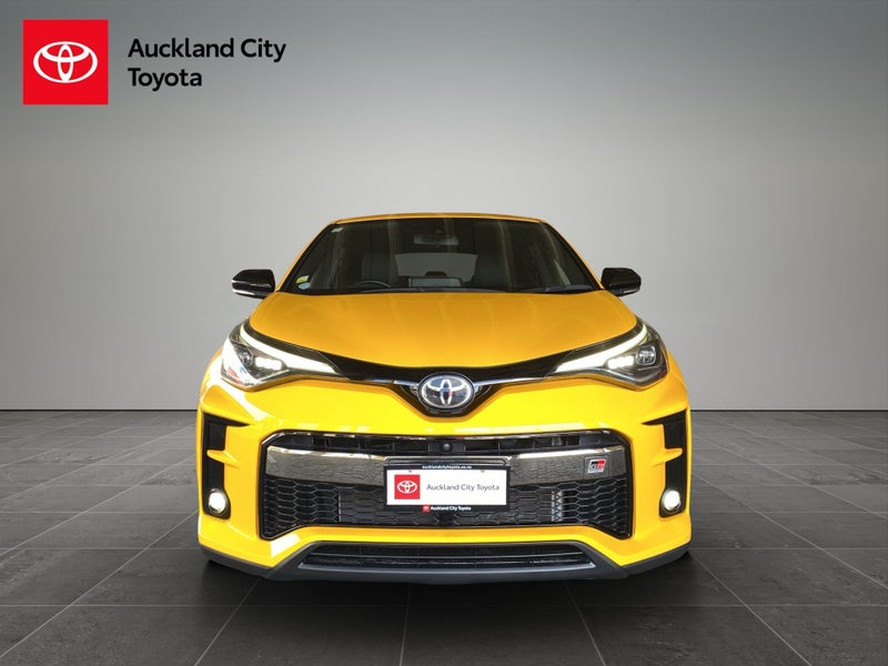 2019 Toyota C-HR 1.8 Hybrid GR Sport 5 Dr SUV C... image 2