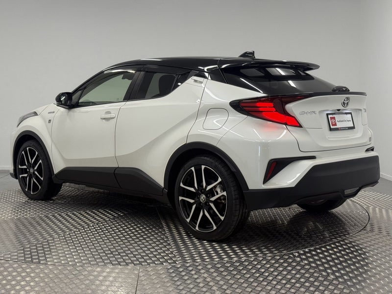 2019 Toyota C-HR 1.8 Hybrid GR Sport image 5