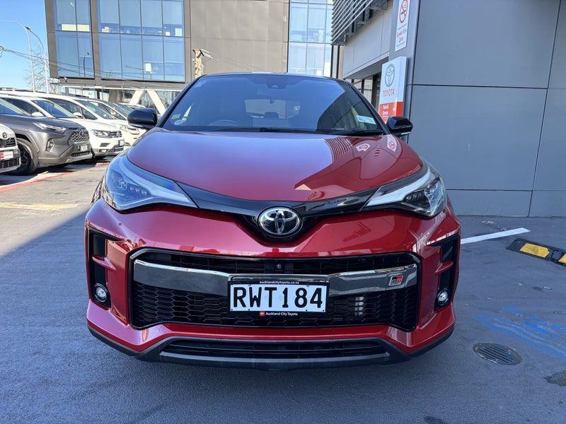 2019 Toyota C-HR 1.8 Hybrid GR Sport image 4