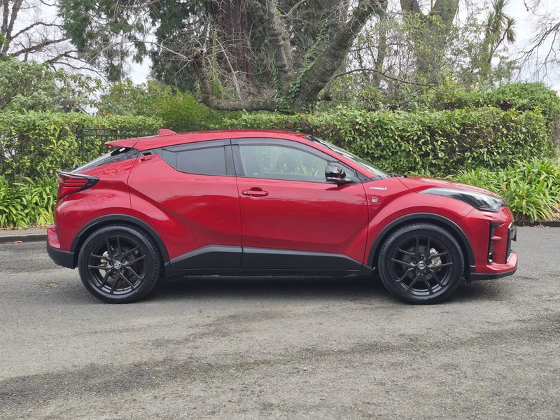 2019 Toyota C-HR 1.8 Hybrid GR Sport CVT FWD (Z... image 2