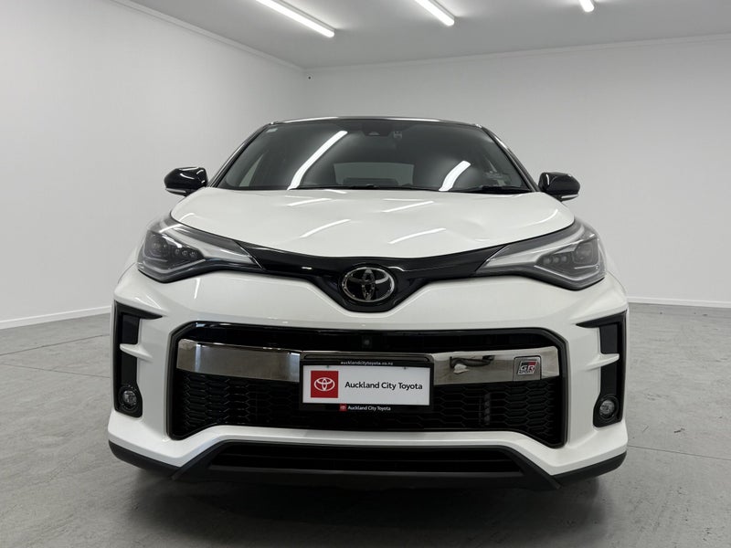 2019 Toyota C-HR 1.8 Hybrid GR Sport SUV image 4