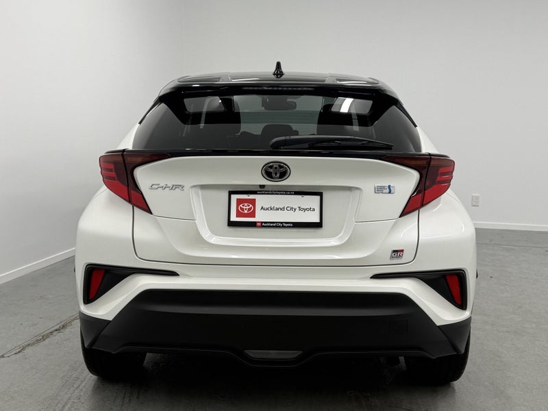 2019 Toyota C-HR 1.8 Hybrid GR Sport SUV image 5