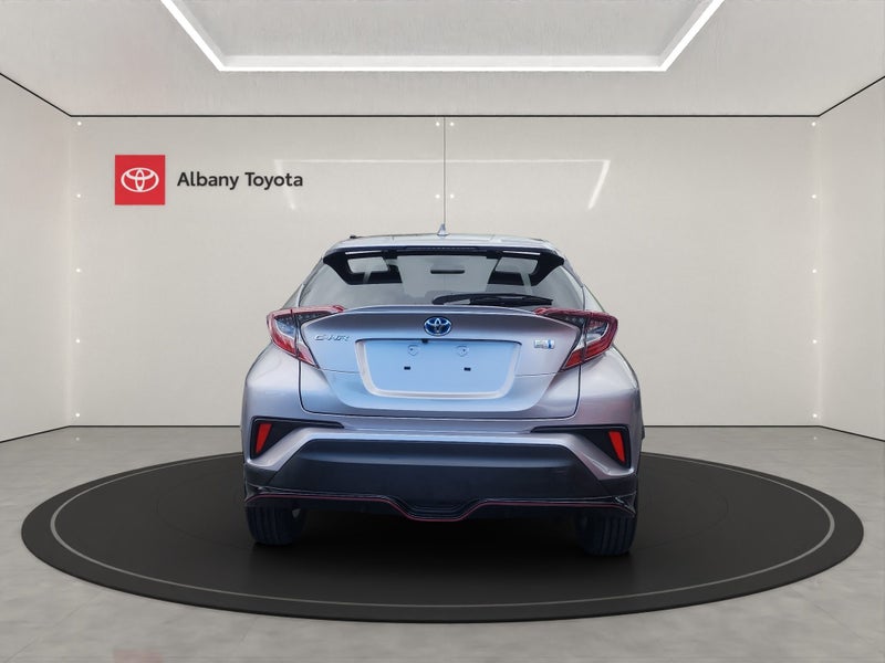 2019 Toyota C-HR 1.8 Hybrid S LED Package 5 Dr... image 4