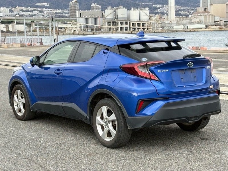 2019 Toyota C-HR 1.8 Hybrid S LED Package image 2