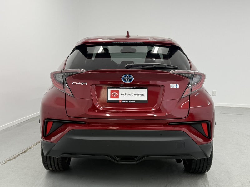 2019 Toyota C-HR 1.8 Hybrid SUV image 5