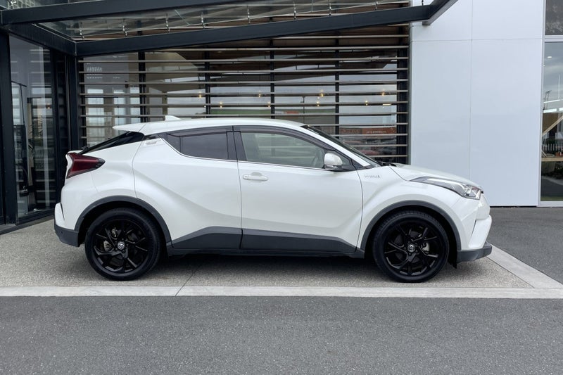 2019 Toyota C-HR 1.8 Petrol Hybrid G FWD SUV image 5