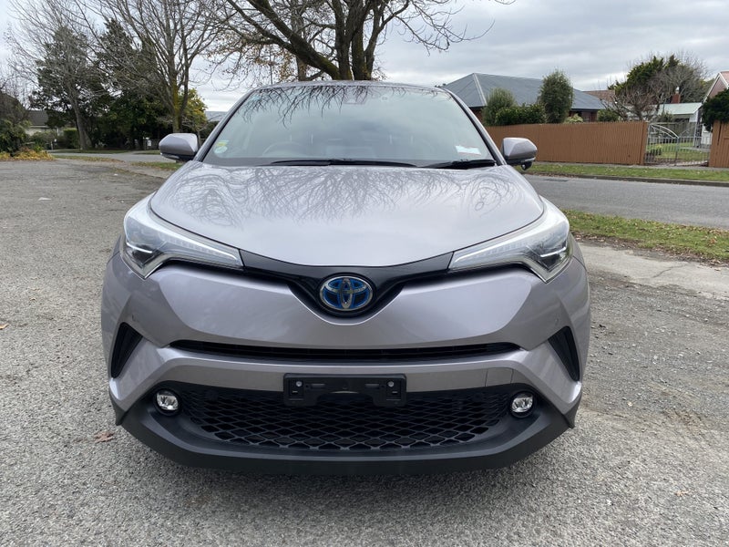 2019 Toyota C-HR 1.8L Hybrid G CVT FWD image 3