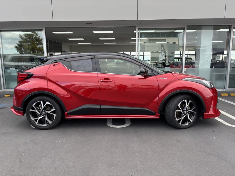 2019 Toyota C-HR G LIMITED HYBRID image 5