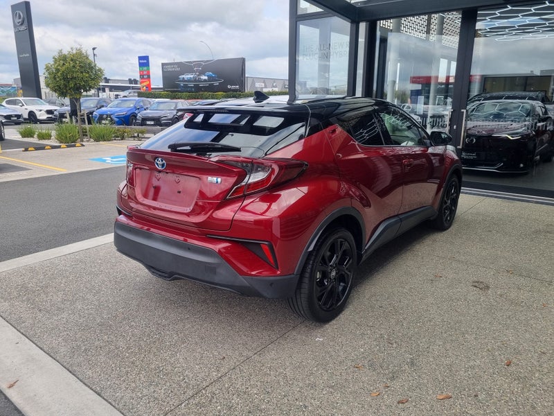 2019 Toyota C-HR G NERO HYBRID image 4