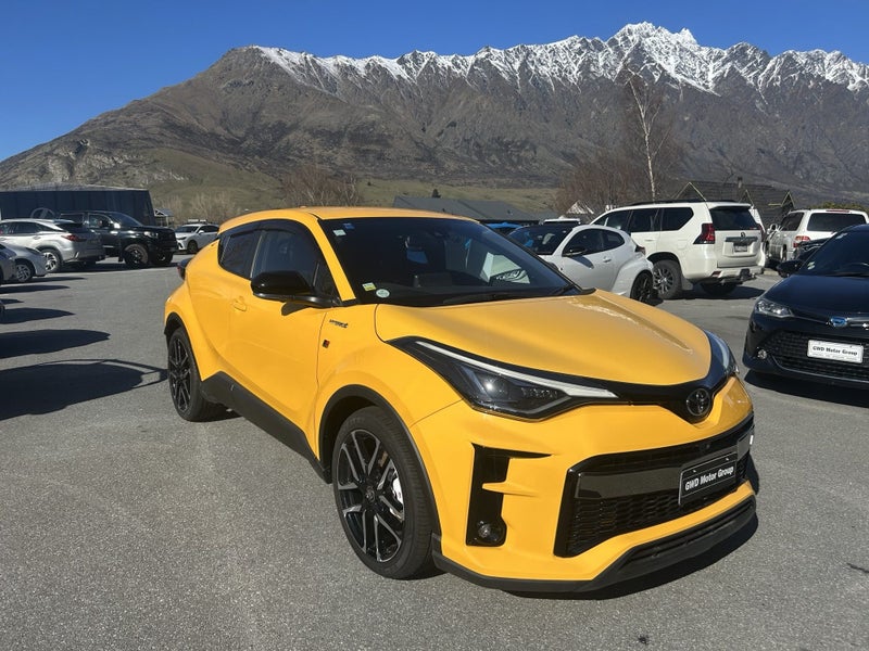 2019 Toyota C-HR GR Sport image 1