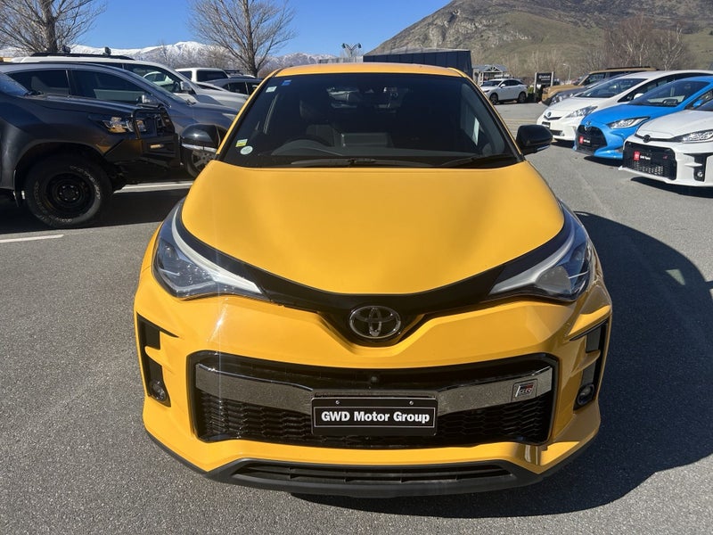 2019 Toyota C-HR GR Sport image 2