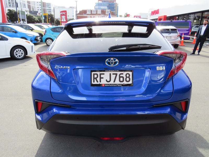 2019 Toyota C-HR Hybrid image 5