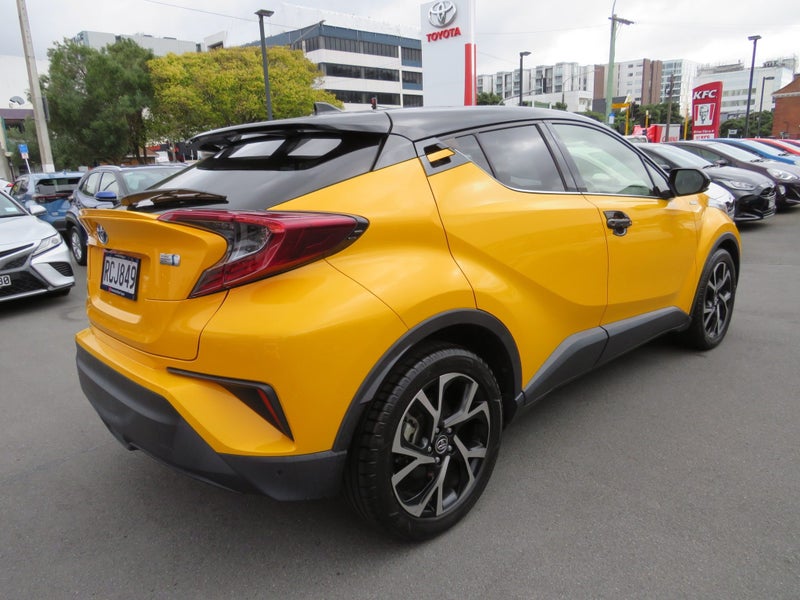 2019 Toyota C-HR Hybrid image 5
