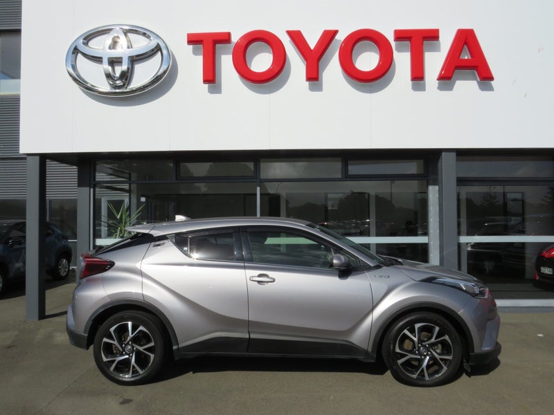 2019 Toyota C-HR Hybrid image 4