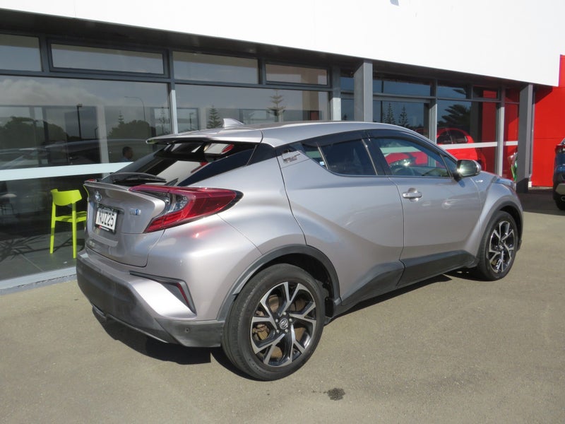 2019 Toyota C-HR Hybrid image 5