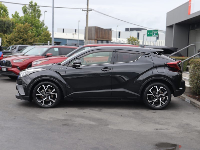 2019 Toyota C-HR HYBRID G, Push Start image 4