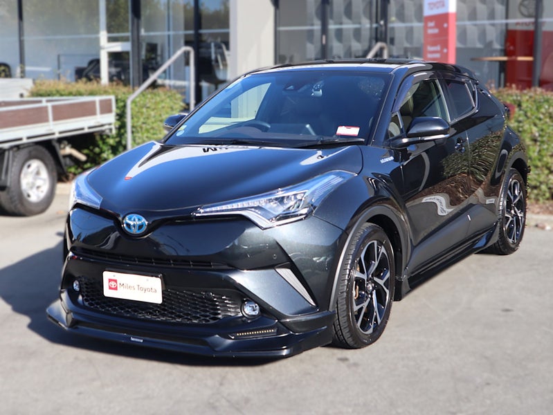 2019 Toyota C-HR Hybrid G, Push Start image 3