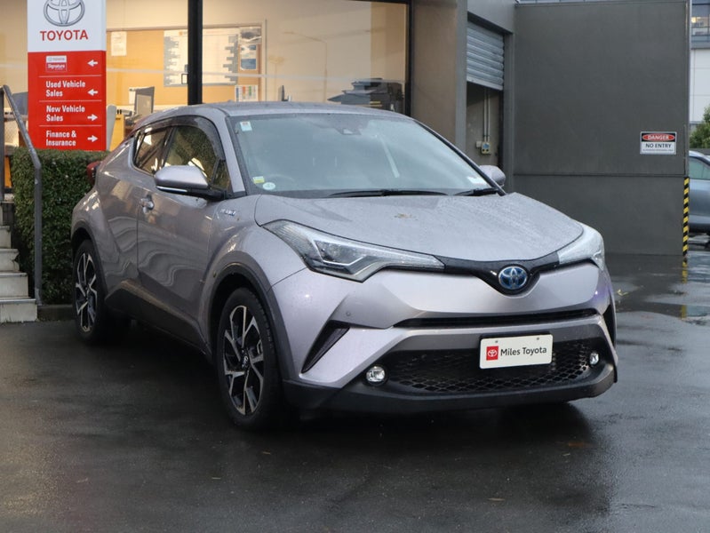 2019 Toyota C-HR HYBRID G, Push Start image 1