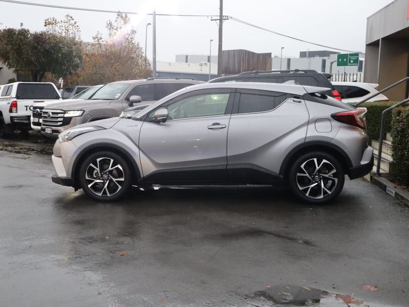 2019 Toyota C-HR HYBRID G, Push Start image 4