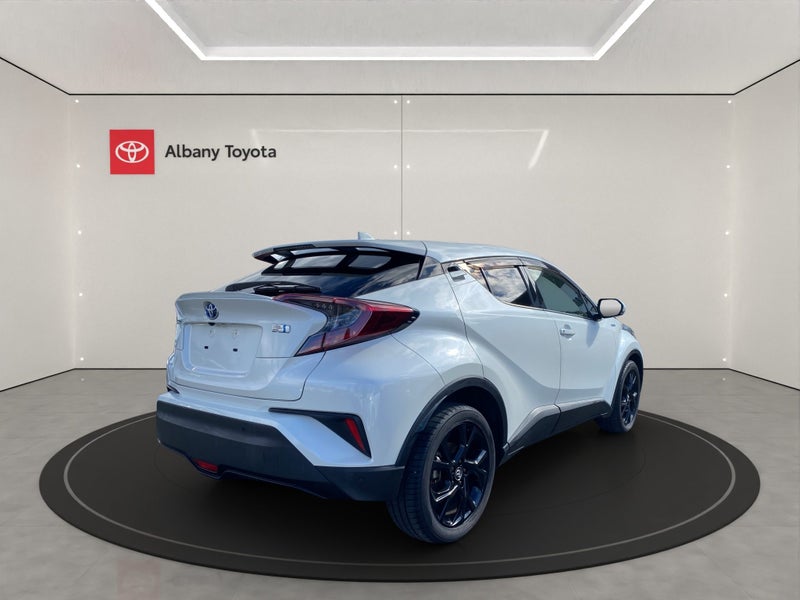 2019 Toyota C-HR Hybrid nero edition image 3
