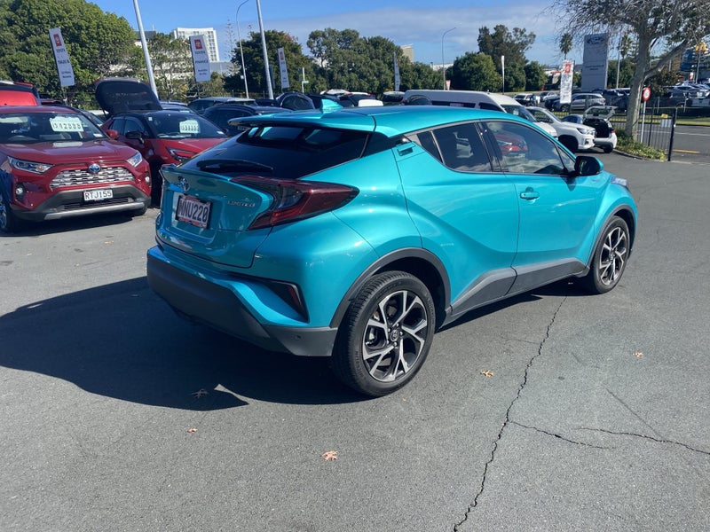 2019 Toyota C-HR Limited 1.2PT image 2