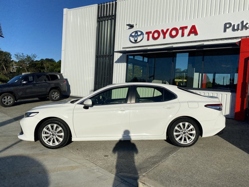2019 Toyota Camry GL 2.5P 6AT FWD Sedan image 2