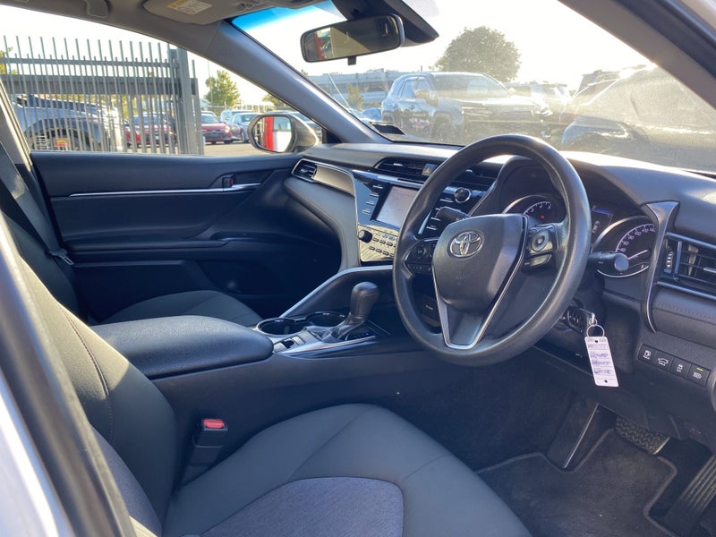 2019 Toyota Camry GL 2.5P 6AT FWD Sedan image 5